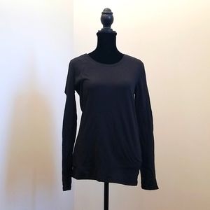Black long sleeve tshirt